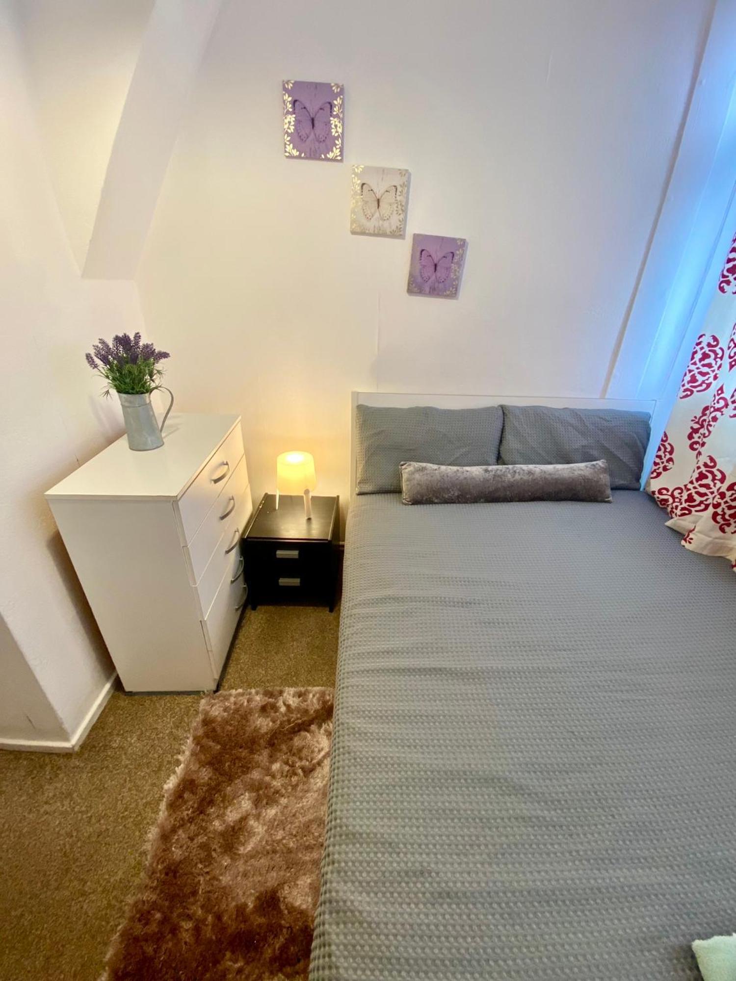 Cosy 3 Bed Apt, Old Truman Brewery! Brick Lane, London, E1 מראה חיצוני תמונה