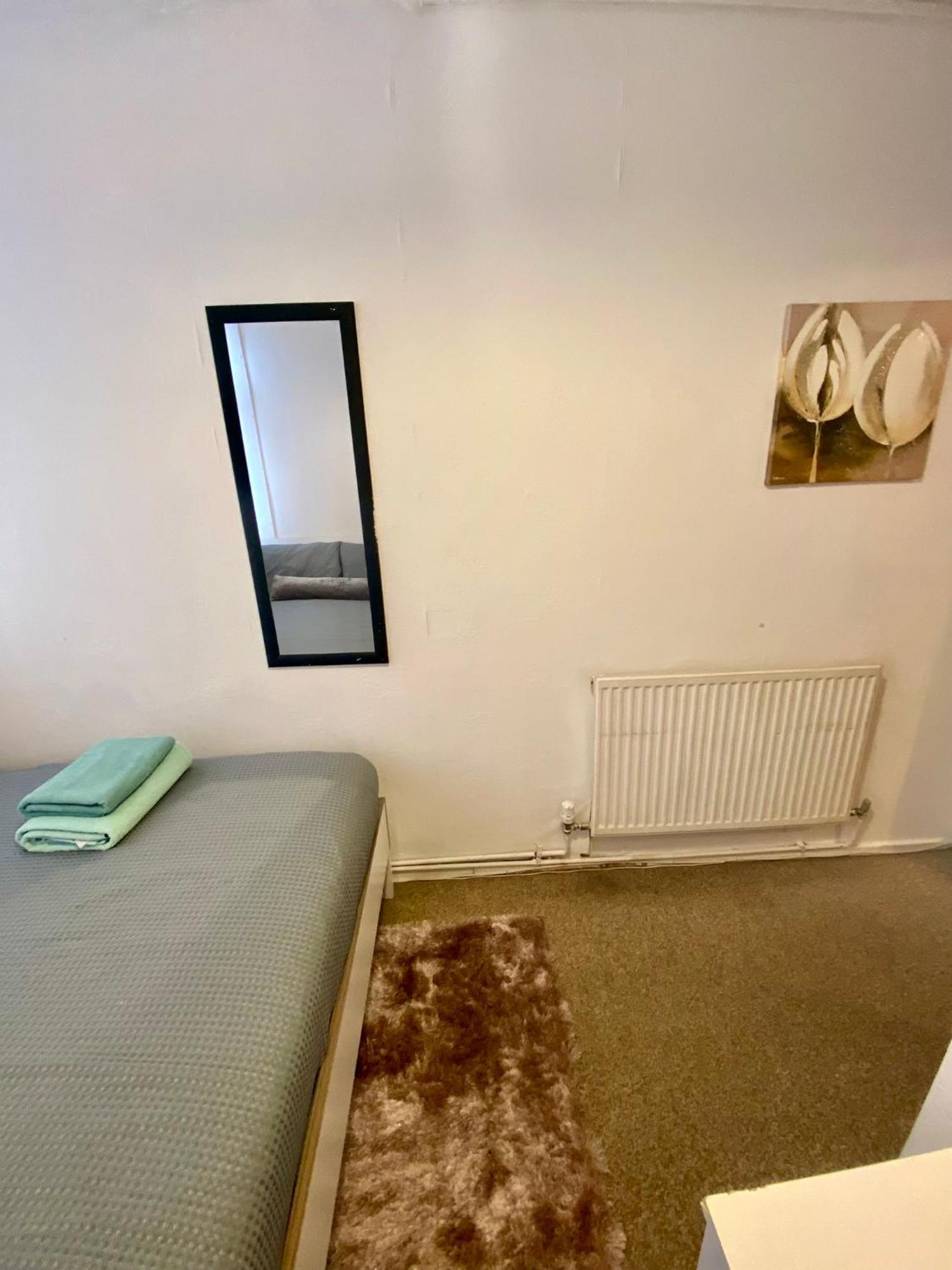 Cosy 3 Bed Apt, Old Truman Brewery! Brick Lane, London, E1 מראה חיצוני תמונה